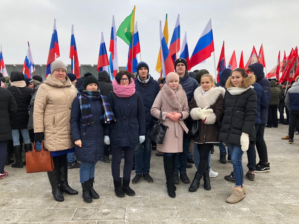 Церемония возложения цветов